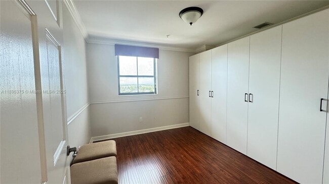 Building Photo - 8395 SW 73rd Ave