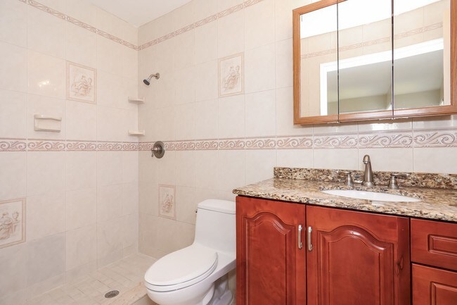 Building Photo - 3341 W Park Rd