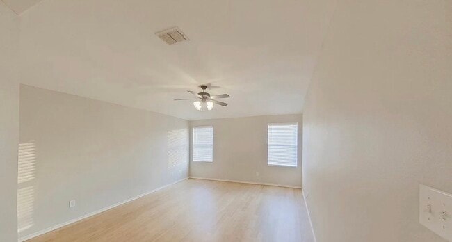 Building Photo - A Place to Settle In: Inviting 5-Bedroom Family Home