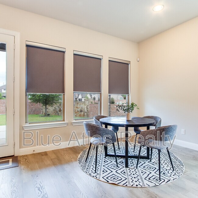 Building Photo - 4001 Bear Creek Ct