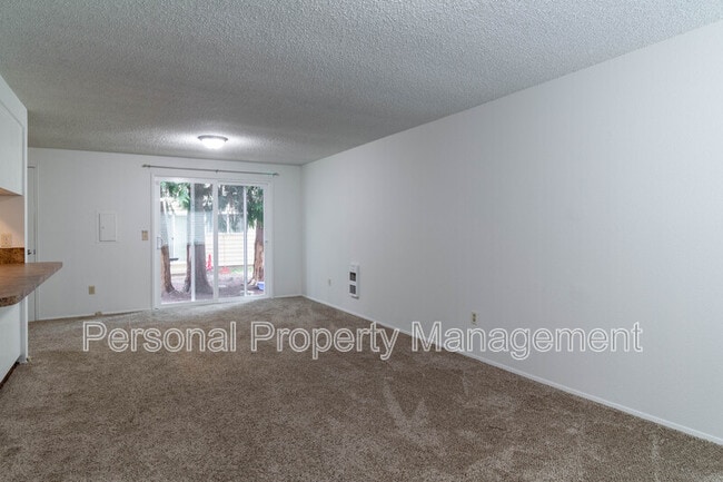 Building Photo - 7310 NE 16th Ave