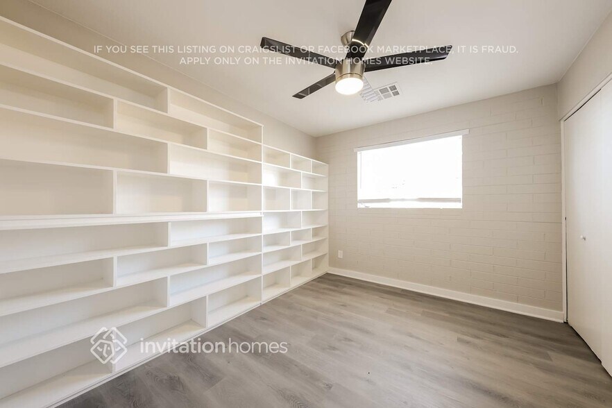 Building Photo - 5031 N 65th Ave