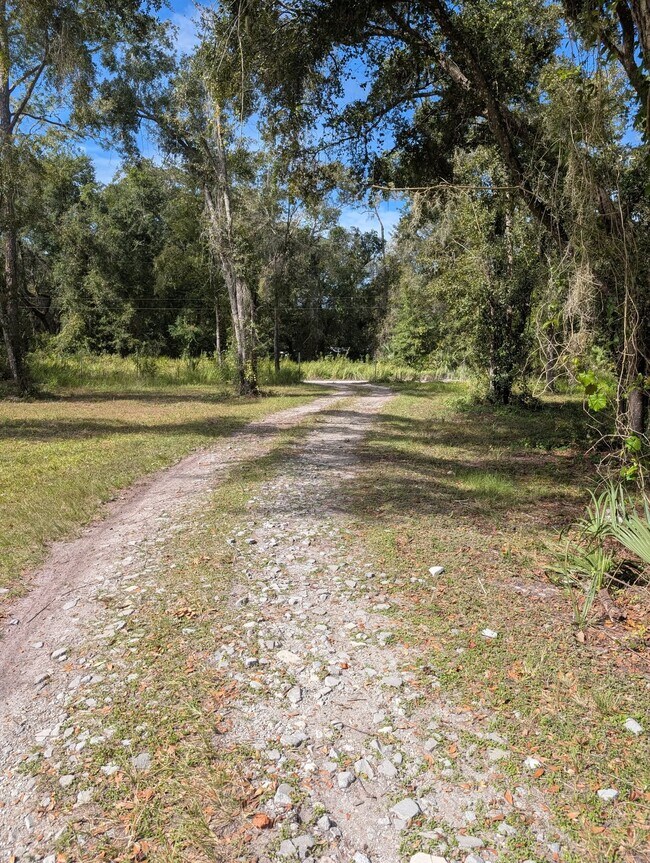 Building Photo - 6060 E Forest Trail Dr