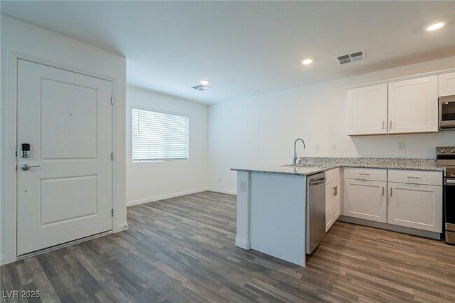 Building Photo - 12347 Indigo Montage Rd