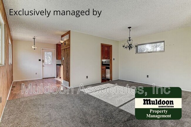 Building Photo - 11750 Columbine Hills Rd