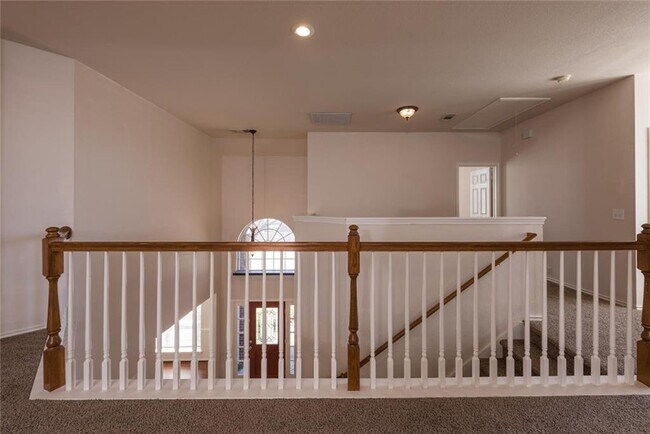 Building Photo - 2103 Kimra Ln