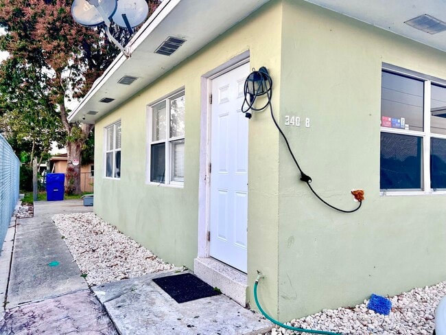 Building Photo - 340 W Blue Heron Blvd