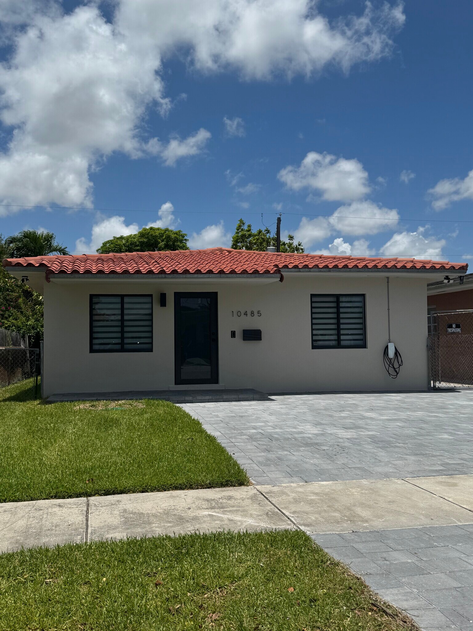 Building Photo - 10485 SW 26th Ter