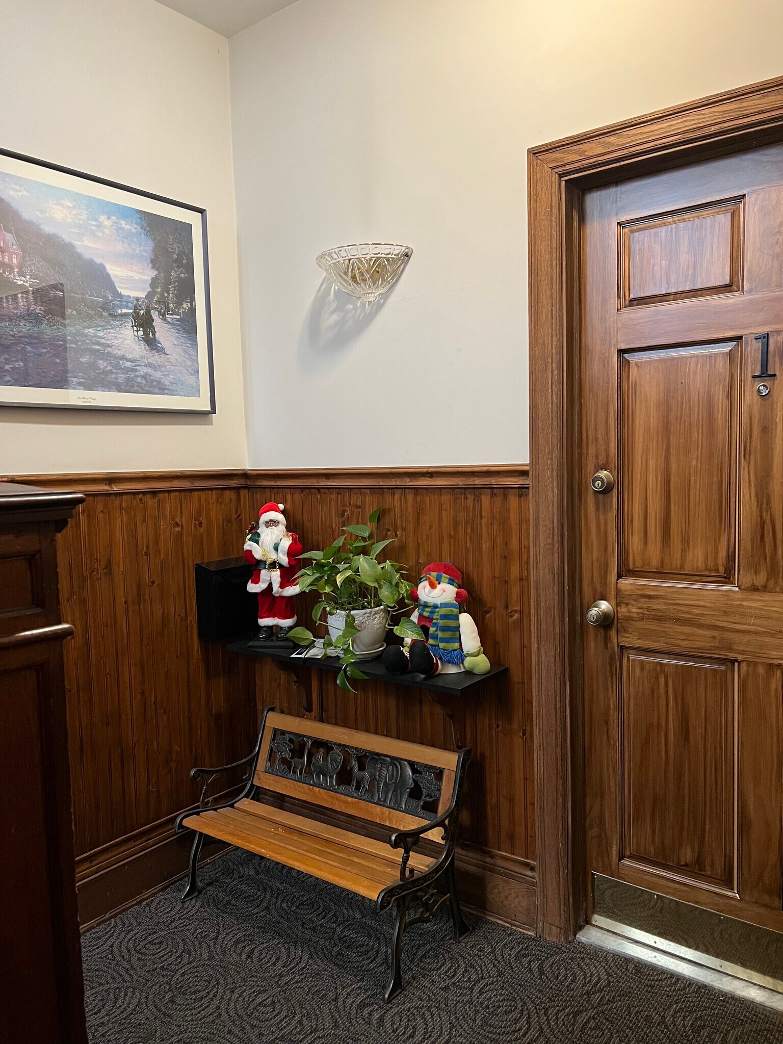 Common Area - 105 E Gowen Ave