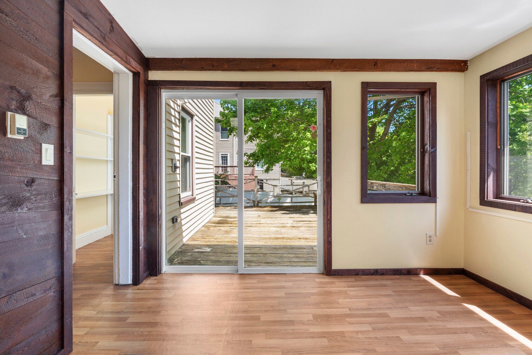 Building Photo - 12 Folger Ave