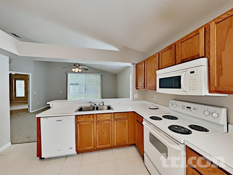 Building Photo - 6926 Waterbrook Ct