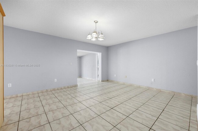 Building Photo - 2028 SW 103rd Ct