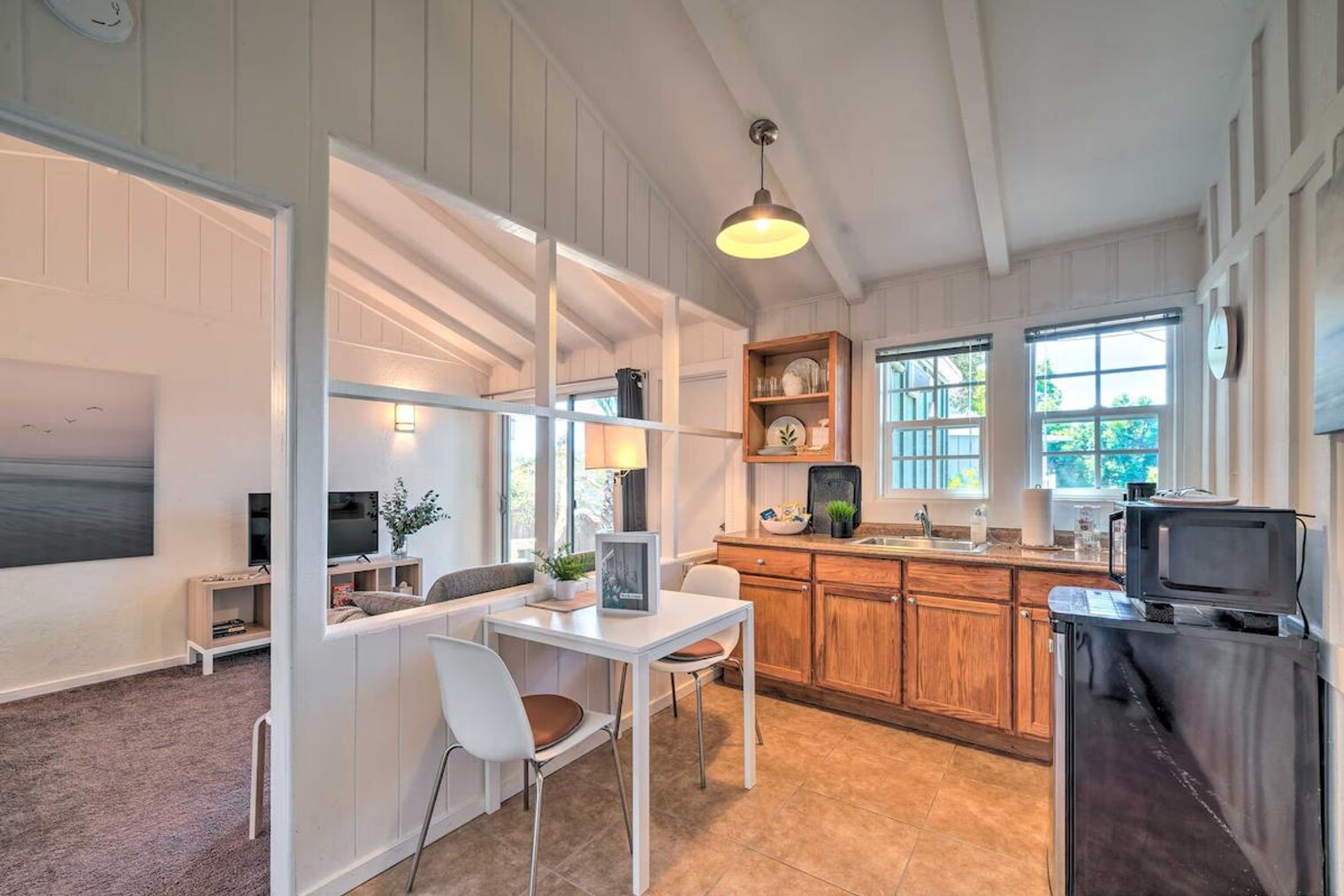 Building Photo - 2933 La Combadura Rd