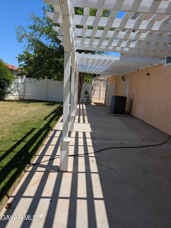 Building Photo - 239 Katherine Ct