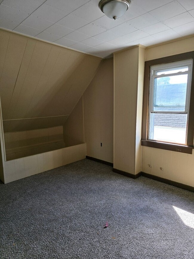 Building Photo - 3bed/1Bath