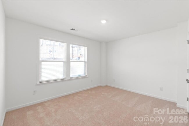 Building Photo - 3012 Rexton Ln