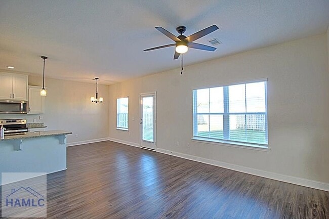 Building Photo - 681 Abode Ave