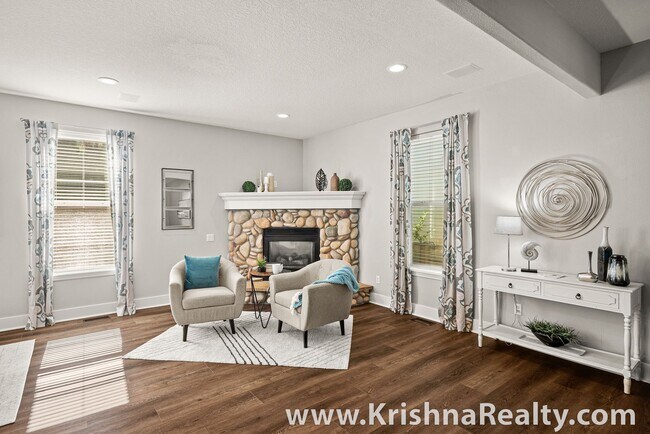 Building Photo - Beautiful 4 BD* 2.5 BA* Single Family Home...