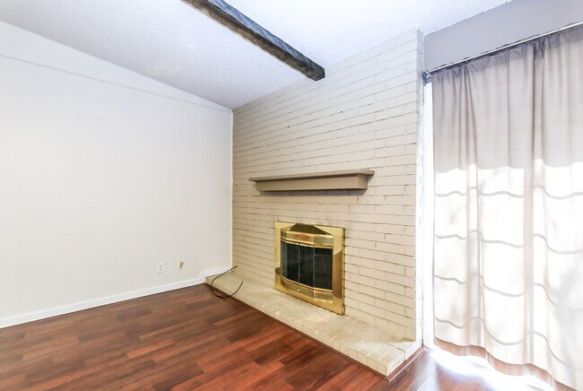 Building Photo - 6407 35th St