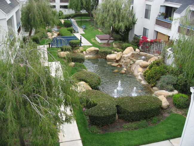 Building Photo - 2202 River Run Dr