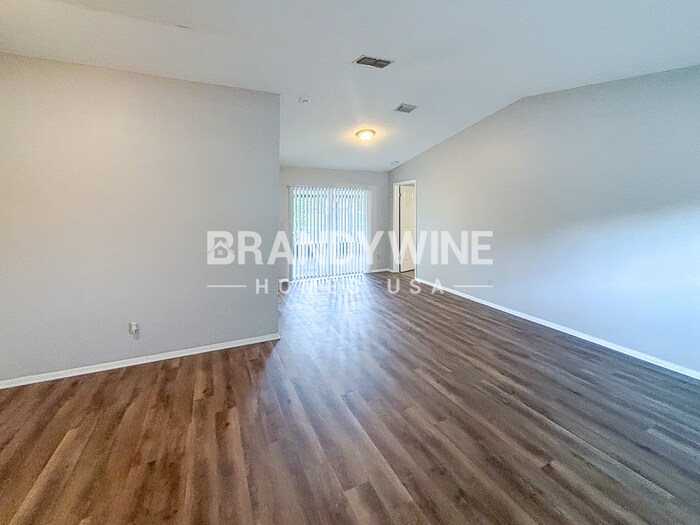 Building Photo - 11206 Fiddlewood Dr