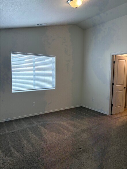 Building Photo - 4213 W Wood Ct