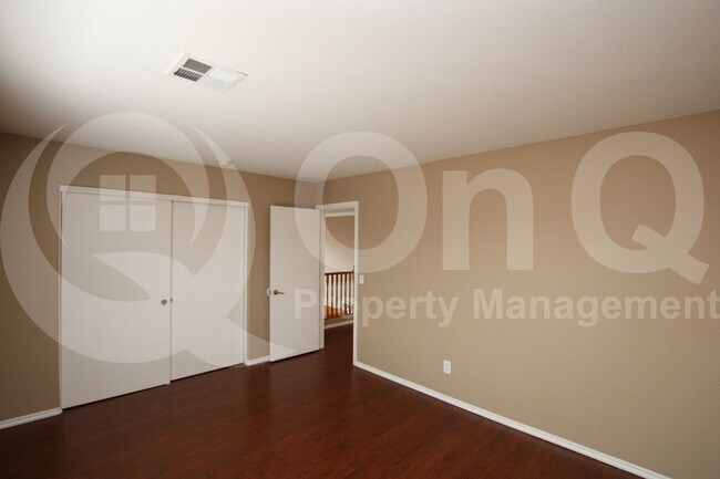 Building Photo - 2920 W Angel Way