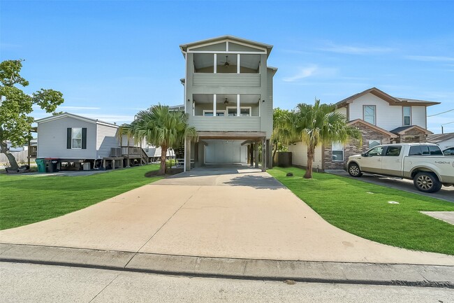 Building Photo - 2507 Bay Oaks Harbor Dr