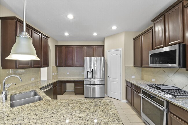 Building Photo - 2110 Catamaran Cove Dr