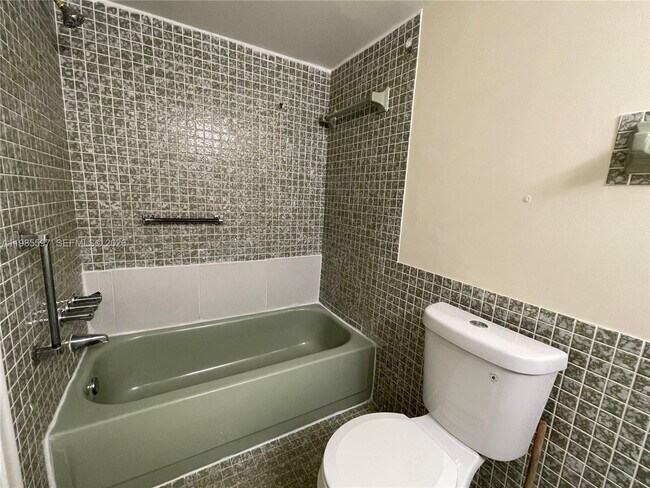 Building Photo - 2061 NW 47th Terrace