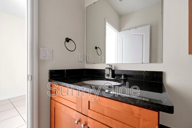 Building Photo - 318 Briar Patch Lp