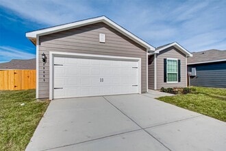Building Photo - 28065 Irving Dr