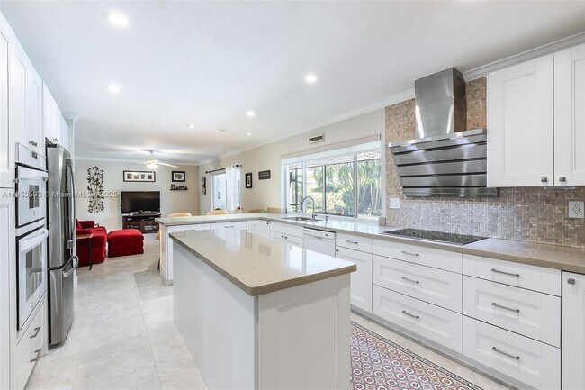 Building Photo - 8520 SW 84th Terrace