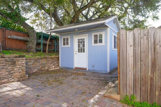 Building Photo - Beautiful Home Available In North Berkeley!