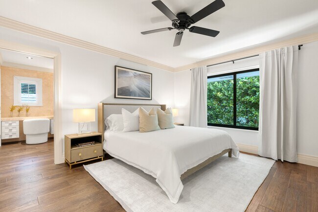 Building Photo - 1435 N Ocean Way