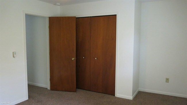 Building Photo - 2 br, 1.5 bath Duplex - 413 North St  Unit