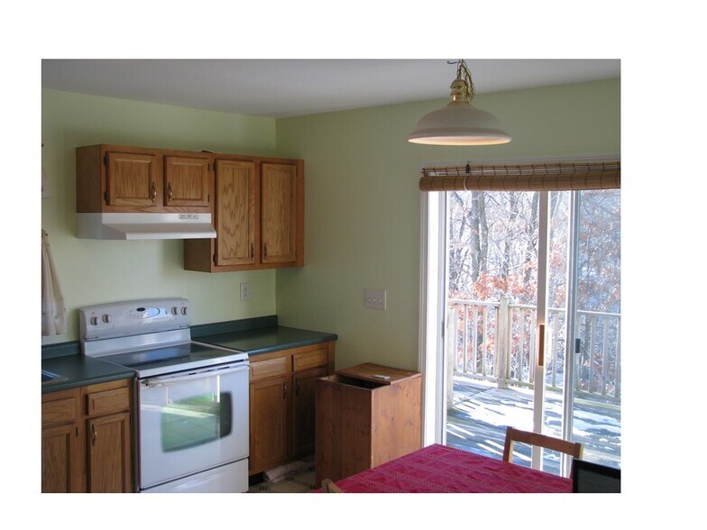 Building Photo - 444 Plantation St