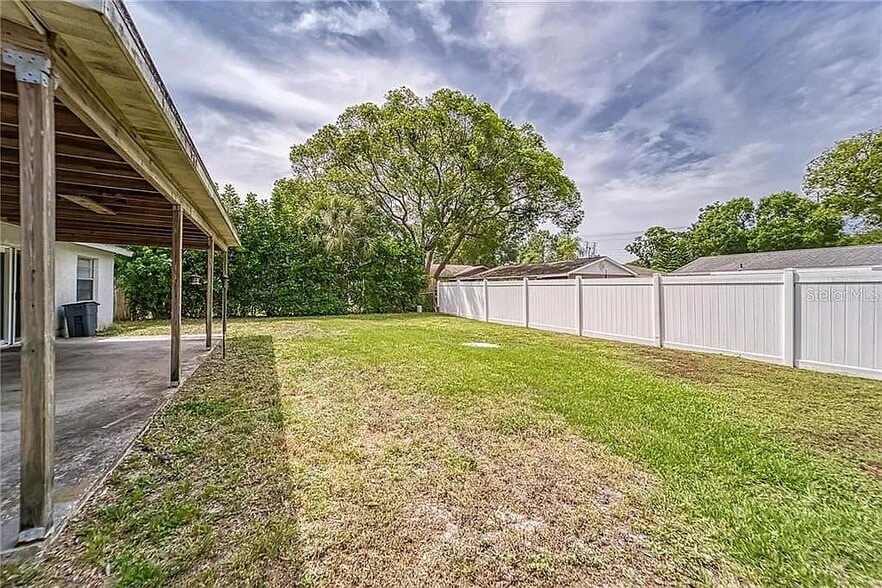 Building Photo - 600 6th Ave SE