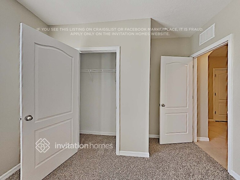 Building Photo - 15449 Trinity Fall Way
