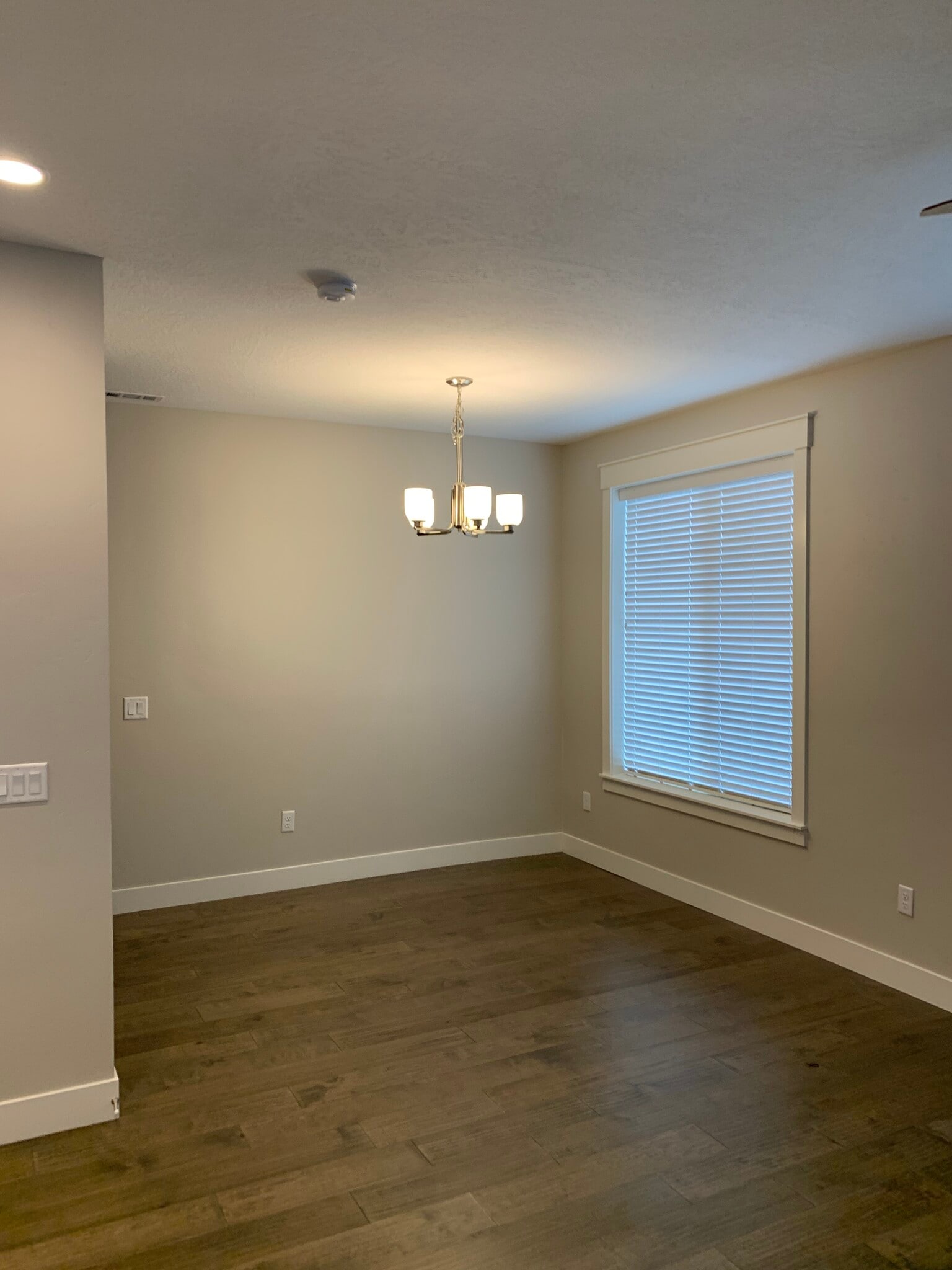 Building Photo - 10512 S Sandy Sage Way
