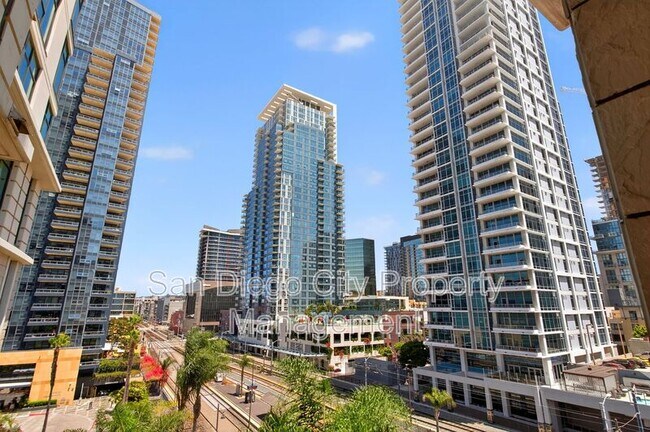 Building Photo - 1205 Pacific Hwy