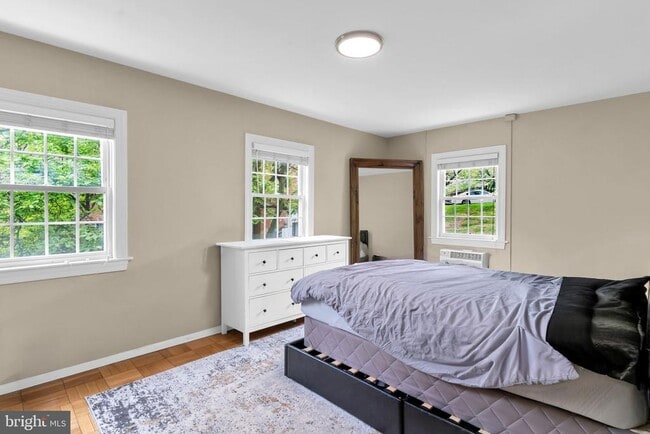 Building Photo - 3623 Gunston Rd