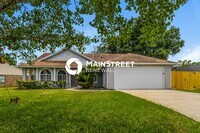 Building Photo - 3 Bedroom Pet-Friendly Home in JACKSONVILL...