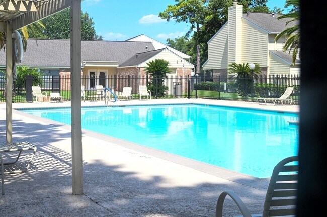 Building Photo - 14555 Wunderlich Dr