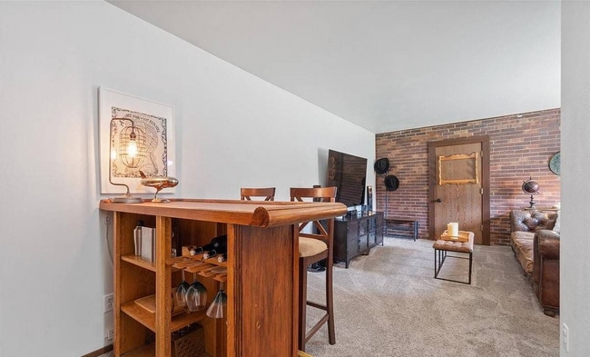Building Photo - 1418 Glencoe St
