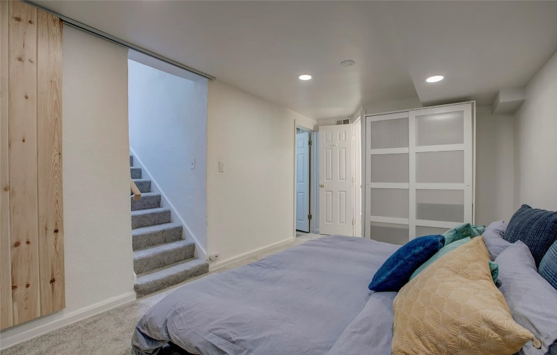 Building Photo - 2440 N Gaylord St