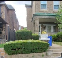 Building Photo - 606 N 64th St