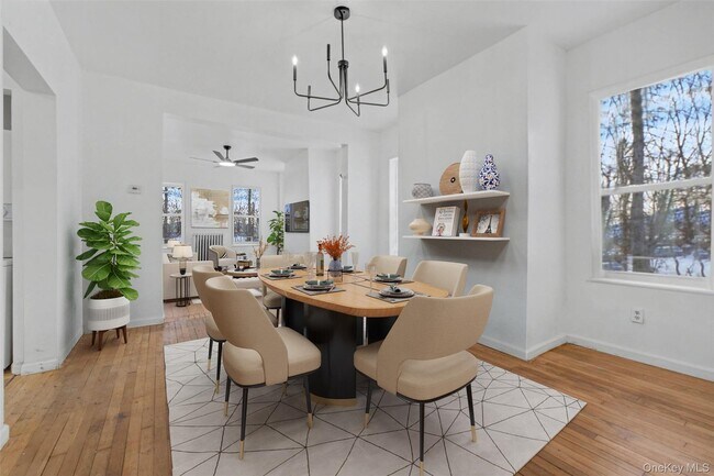 Building Photo - 457 1st St