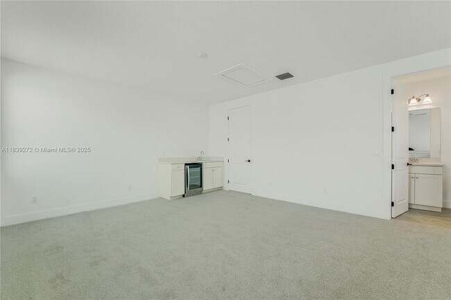 Building Photo - 9512 St Germain Dr