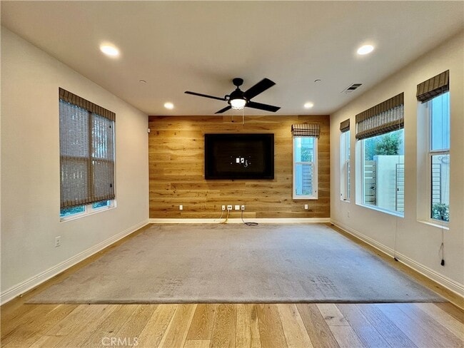 Building Photo - 101 Fixie